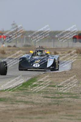 media/Oct-25-2025-CalClub SCCA (Sat) [[34c778dfbe]]/Group 5/Qualifying/